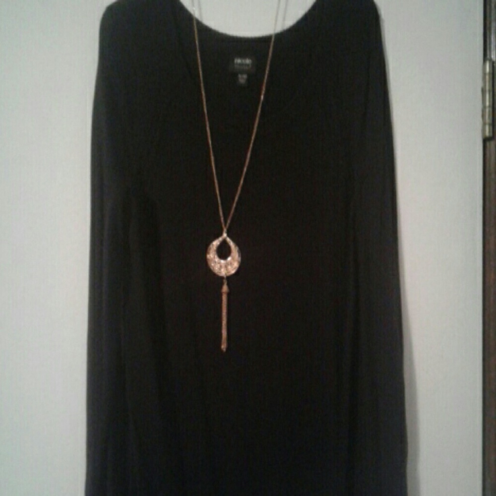 Black sweater tunic